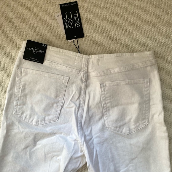 Boohoo Stradivarius lace up flare jean in white - Picture 5 of 8